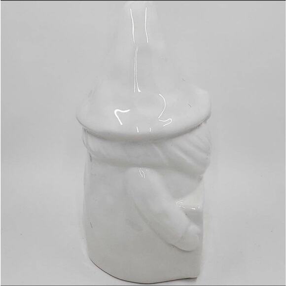 New Rae Dunn Gnome White Figural Holding A Merry Christmas Sign Decor Figure - Picture 2 of 5